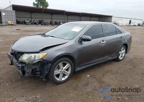2014 Toyota Camry Se z USA, uszkodzony, nr VIN 4T1BF1FK8EU347724